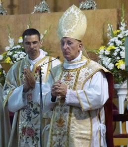 Descripci�n: http://4.bp.blogspot.com/-hQXS38fXMWU/TljA4HE2ndI/AAAAAAAABso/nGkuMBl8x3s/s640/024_Q318BPHPBGADEHU.JPG